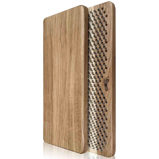 Sadhu board with 10 mm nails spacing for beginners. Made from oak in natural color. 